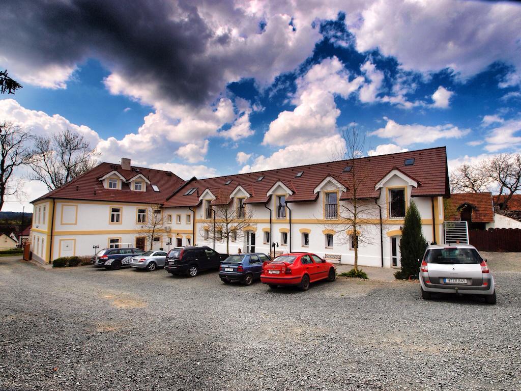 Hotel Pod Koksinem Spálené Poříčí Eksteriør bilde